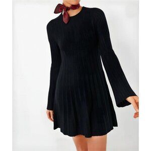 Tuckernuck Pomander Place Adi Long Bell Sleeve Knit Pleated Dress XS